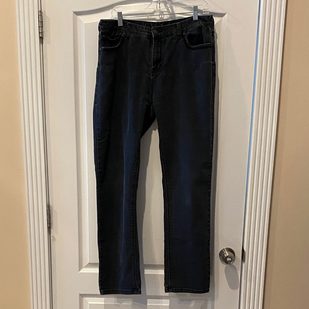 Bluenotes Women's Black Straight Leg Jeans